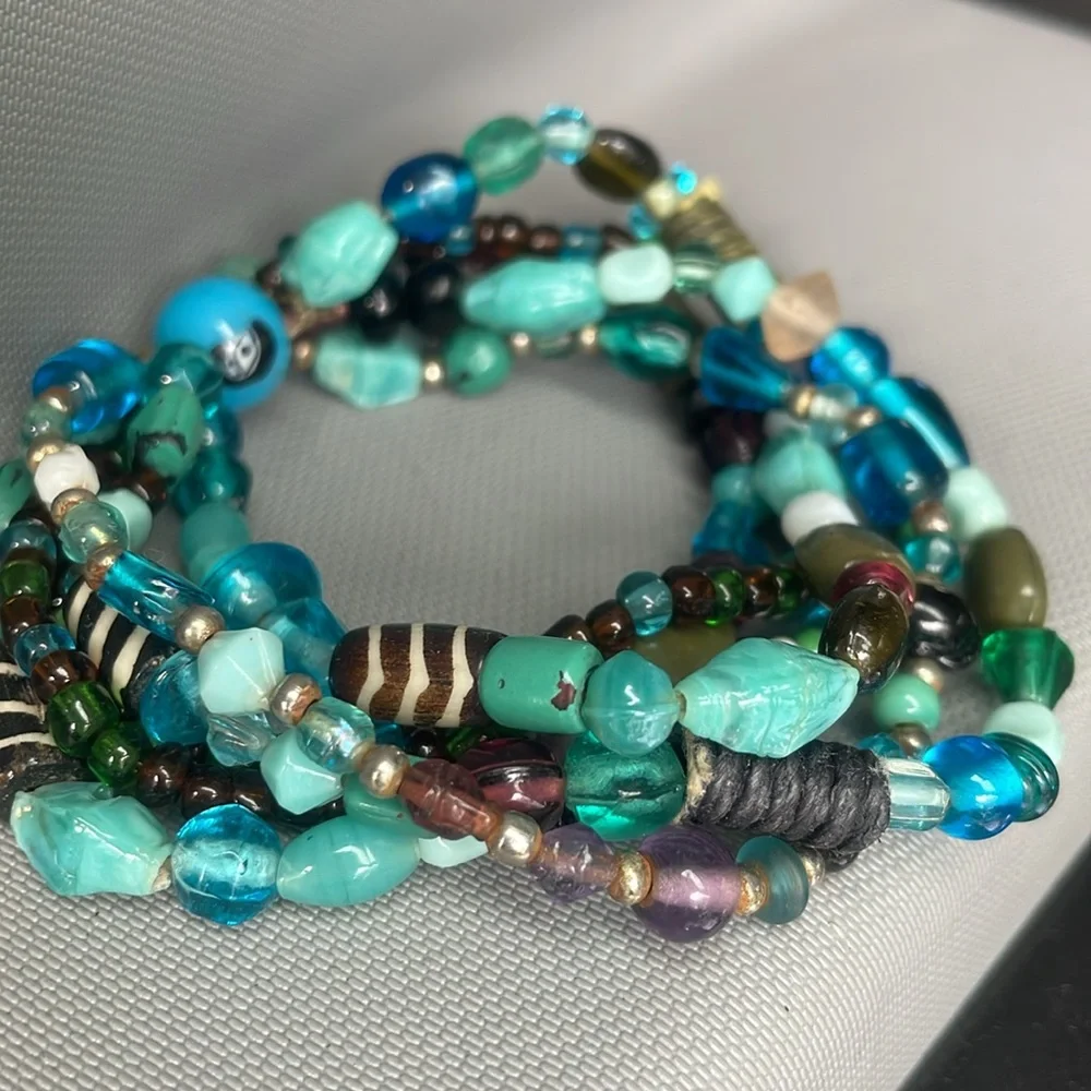 Vintage glass bracelet